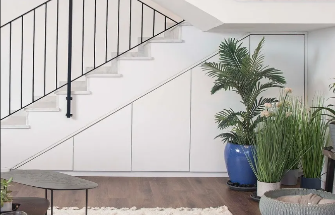 דלתות מתחת למדרגות - עבודות נגרות בתהאמה אישית